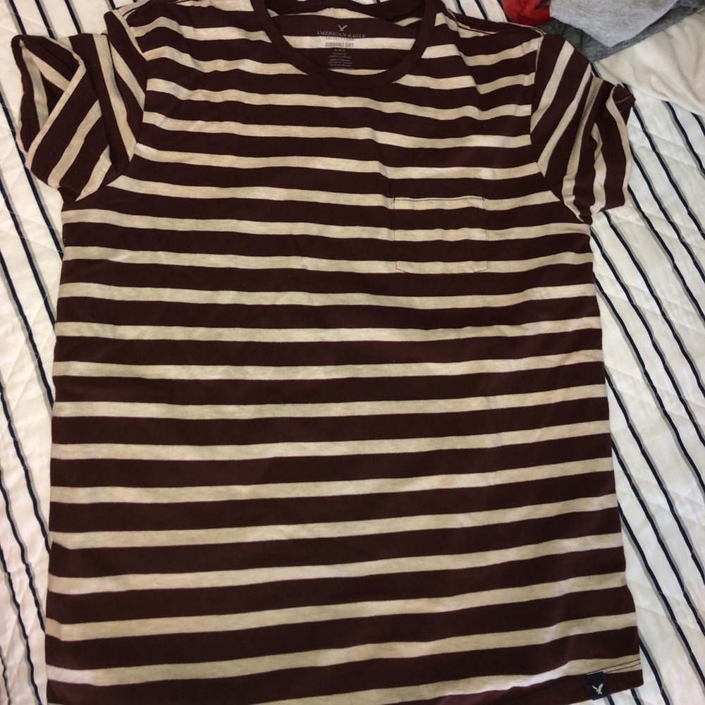 American Eagle shirt